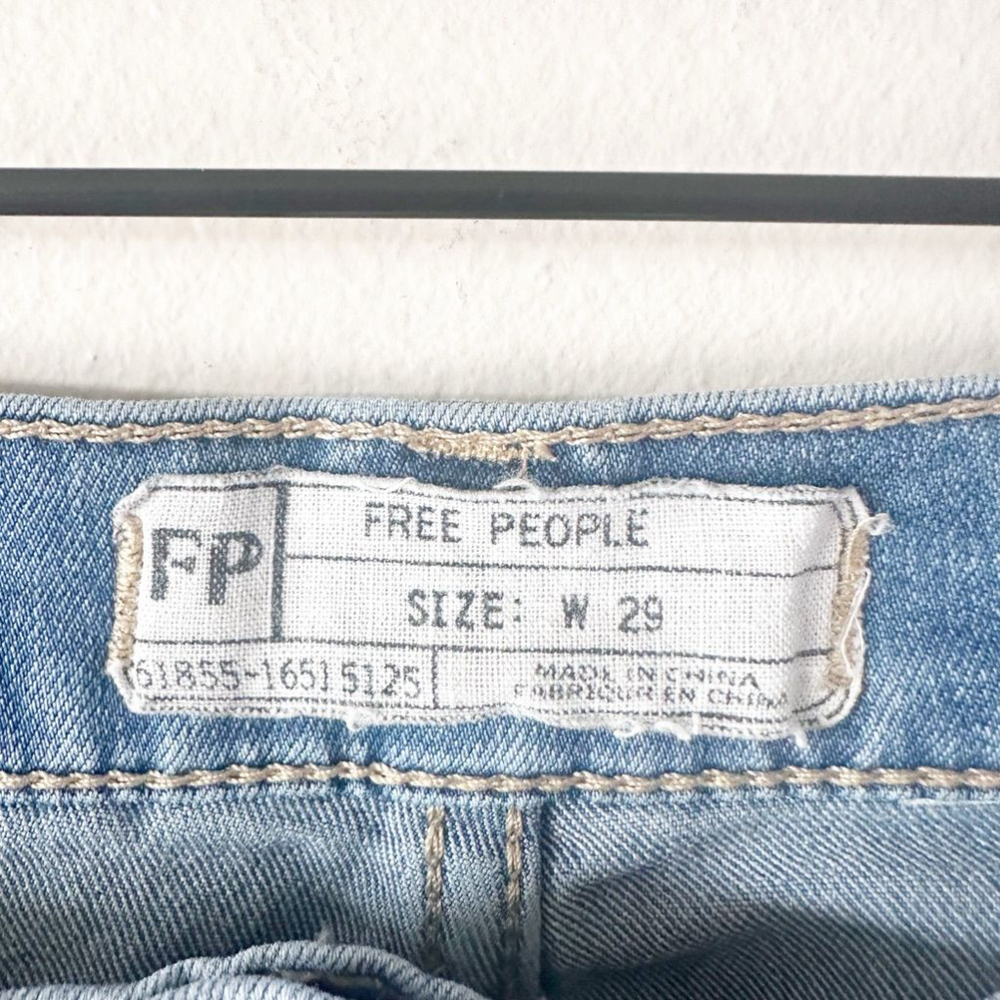Free People Jeans Women's Size 29 light Blue - Picture 5 of 8